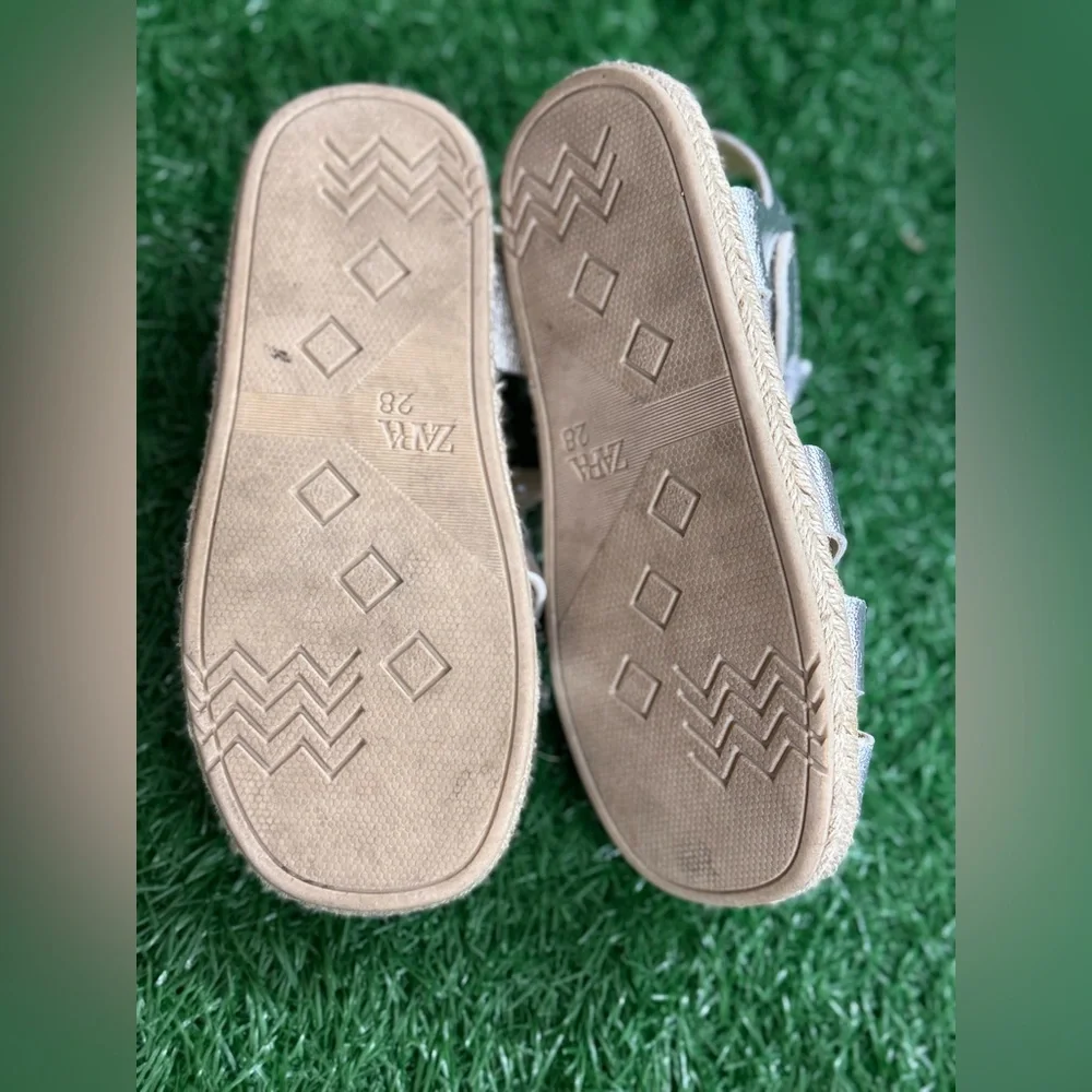 Zara excellent preowned